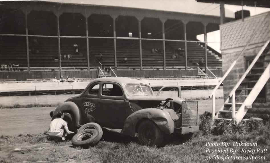 a07.20.03_UNK_ENR_NAZ_0053_1.jpg (59176 bytes)