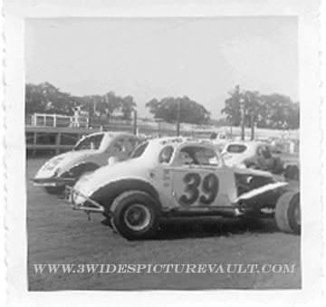 03.29.03_039_TAS_ALL_0060_1.jpg (56310 bytes)