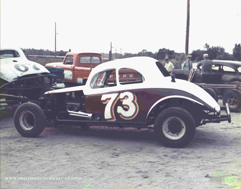 04.26.03_073_McA_PLA_0060_1.jpg (77244 bytes)