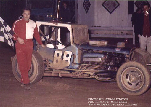 07.23.03_088_TIL_WGV_0065_1.jpg (53015 bytes)