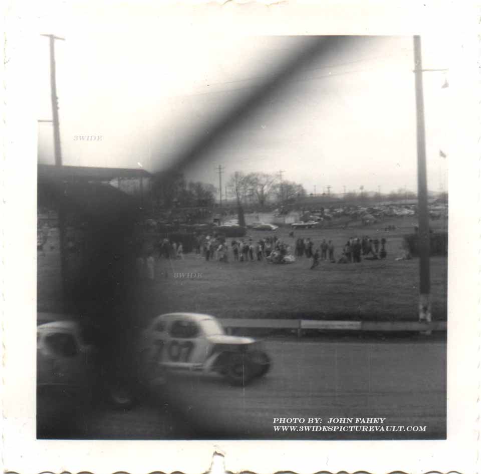 10.14.03_707_TAS_REA_0063_1.jpg (43601 bytes)