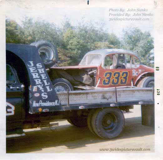 a06.11.04_333_OSM_EWS_0069_1.jpg (43546 bytes)