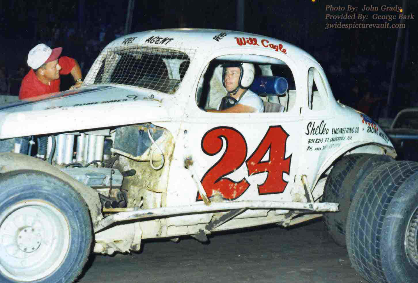 b02.06.05_024_CAG_UNK_0060_1.jpg (85855 bytes)