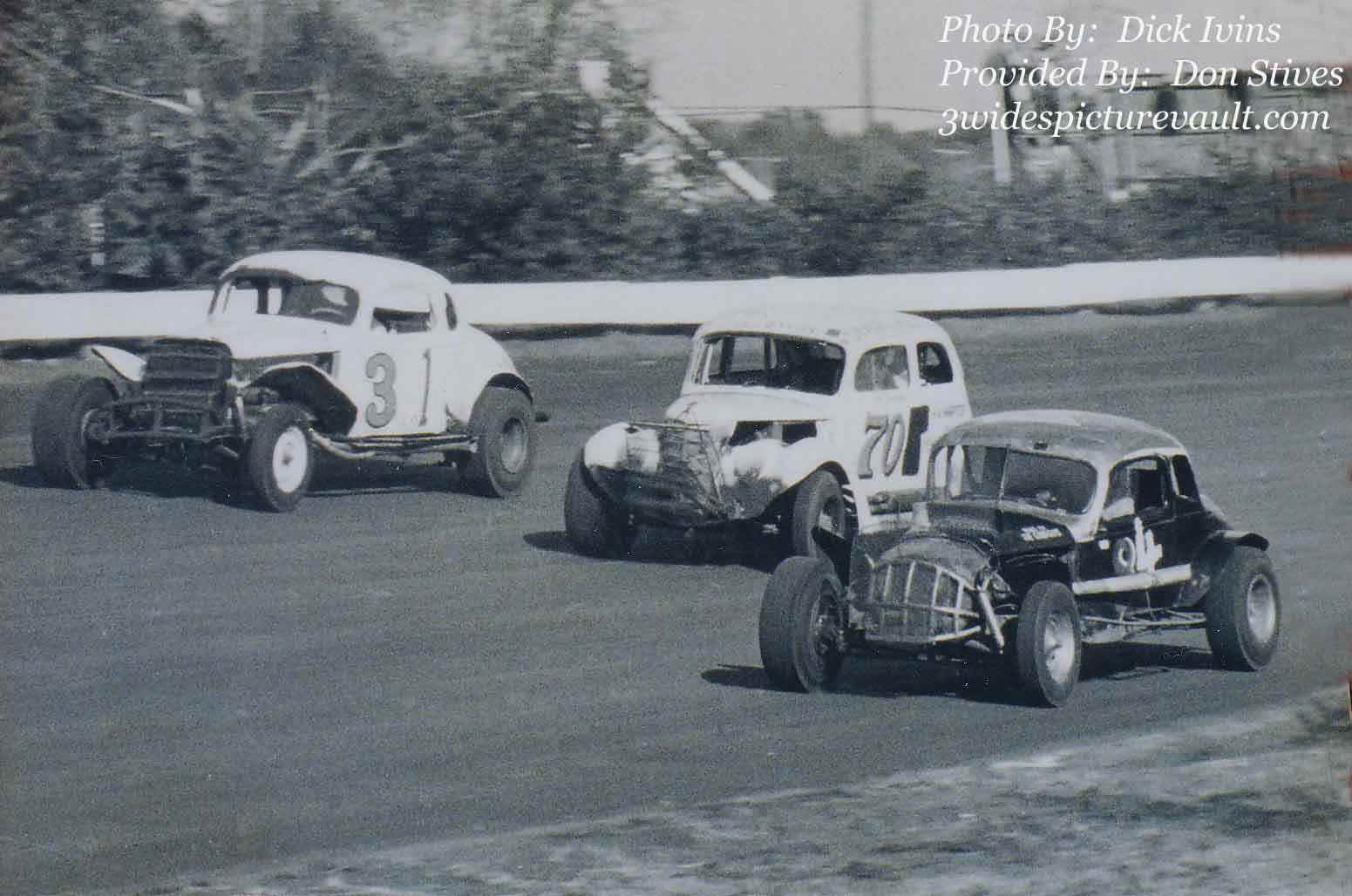 b05.07.05_GRP_LAN_LAN_0063_1jpg.jpg (105040 bytes)