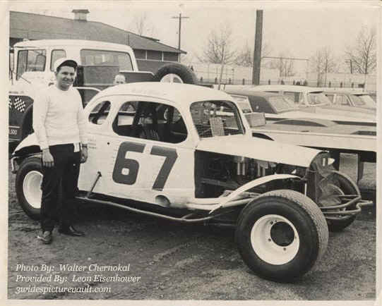 c02.26.06_067_OLS_REA_0067_1.jpg (92320 bytes)