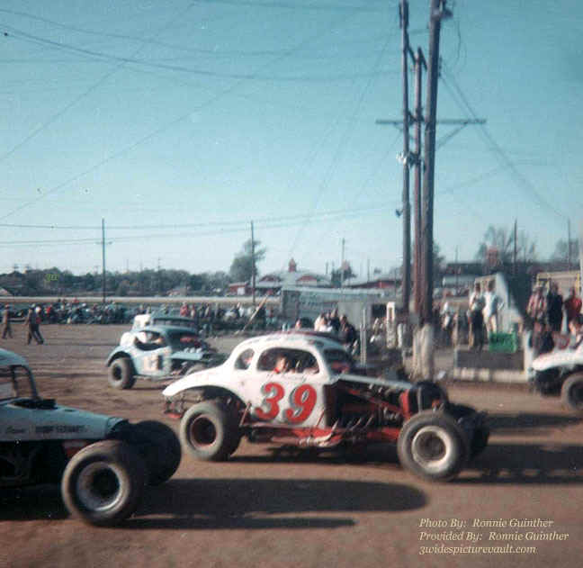 c09.05.06_039_TAS_REA_0068_1.jpg (99975 bytes)