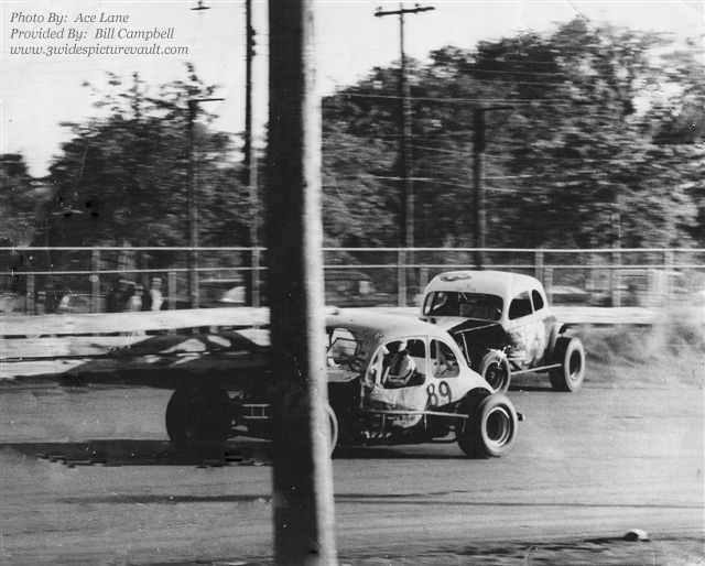 d09.23.07_089_WAG_FLM_0069_1.jpg (118329 bytes)