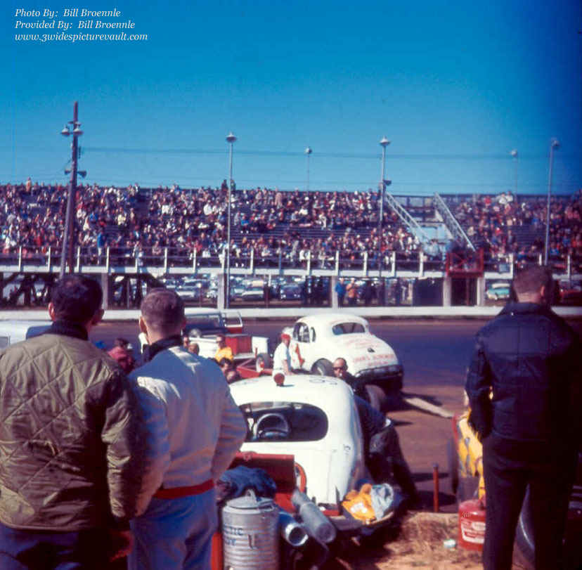 d09.25.07_001_CAR_LAN_0065_1.jpg (161461 bytes)