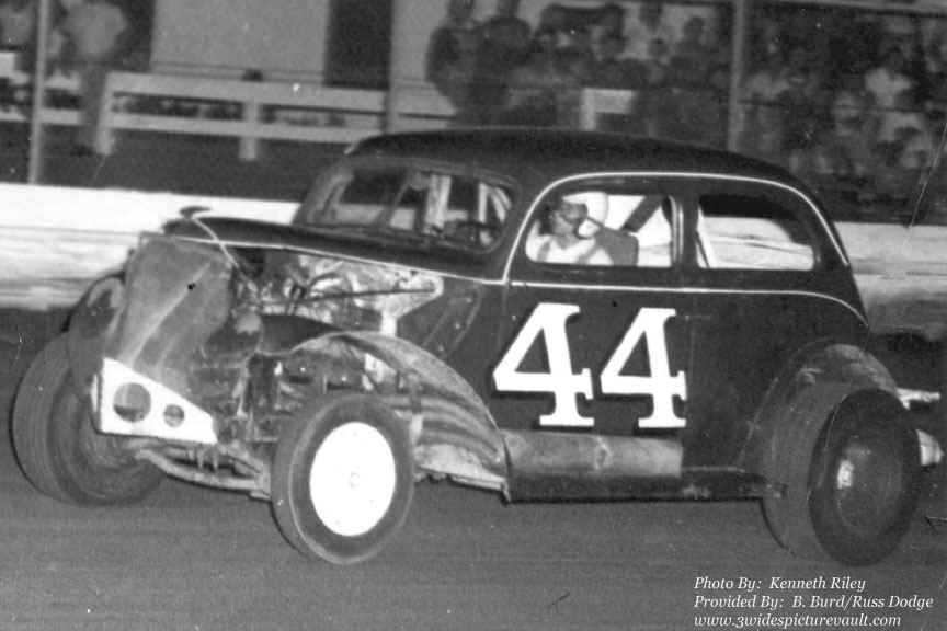 d10.20.07_044_PIC_UNK_0063_1.jpg (100306 bytes)