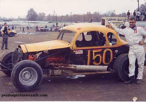 01.01.03_150_UNK_NAZ_0070_1.jpg (30738 bytes)