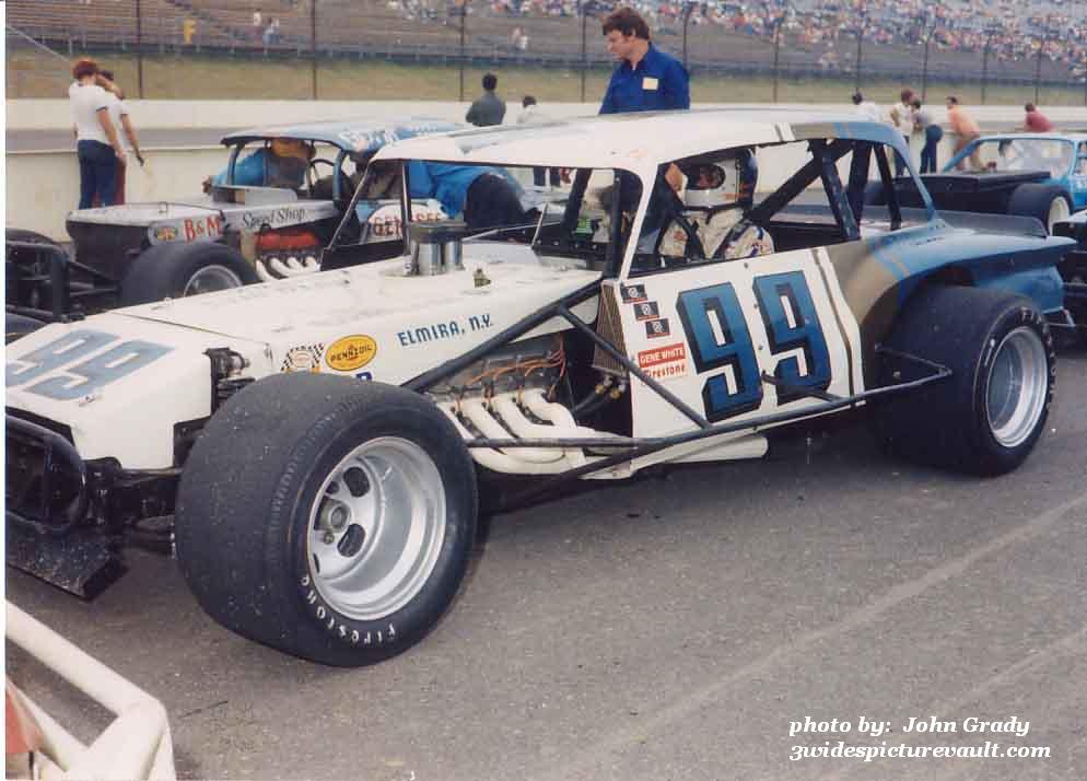 01.11.03_099_BOD_POC_0073_1.jpg (57258 bytes)