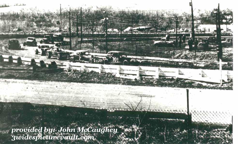 01.19.03_301_GRP_HAR_0070_2.jpg (99458 bytes)