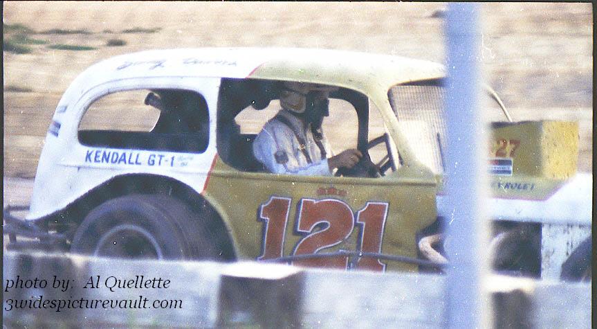 01.26.03_121_BEA_EWS_0070_1.jpg (98809 bytes)