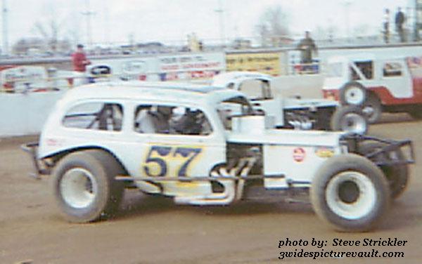 02.02.03_057_BRI_REA_0070_1.jpg (50141 bytes)