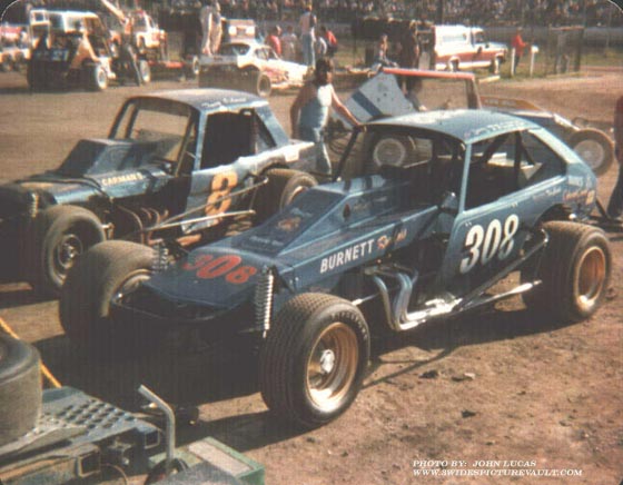 06.01.03_308_PAL_FLM_0070_1.jpg (59700 bytes)