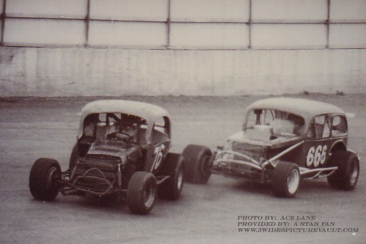 07.07.03_076_CHA_NAZ_0070_1.jpg (59680 bytes)