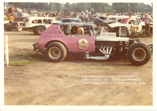 08.28.03_009_BAL_MID_0070_1.jpg (65585 bytes)