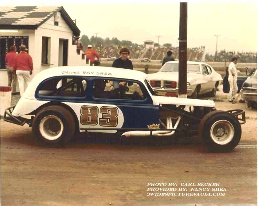 10.13.03_083_SHE_EWS_0070_1.jpg (57369 bytes)