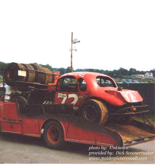 11.06.03_072_GRI_UNK_0070_1.jpg (47110 bytes)