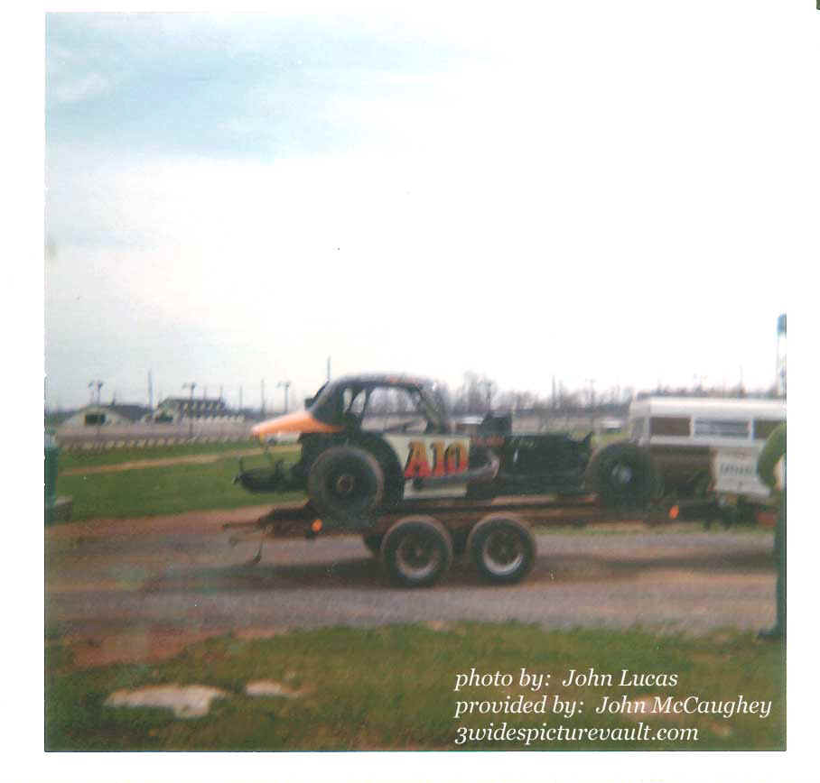 11.22.03_A10_ATE_FLM_0070_1.jpg (45917 bytes)