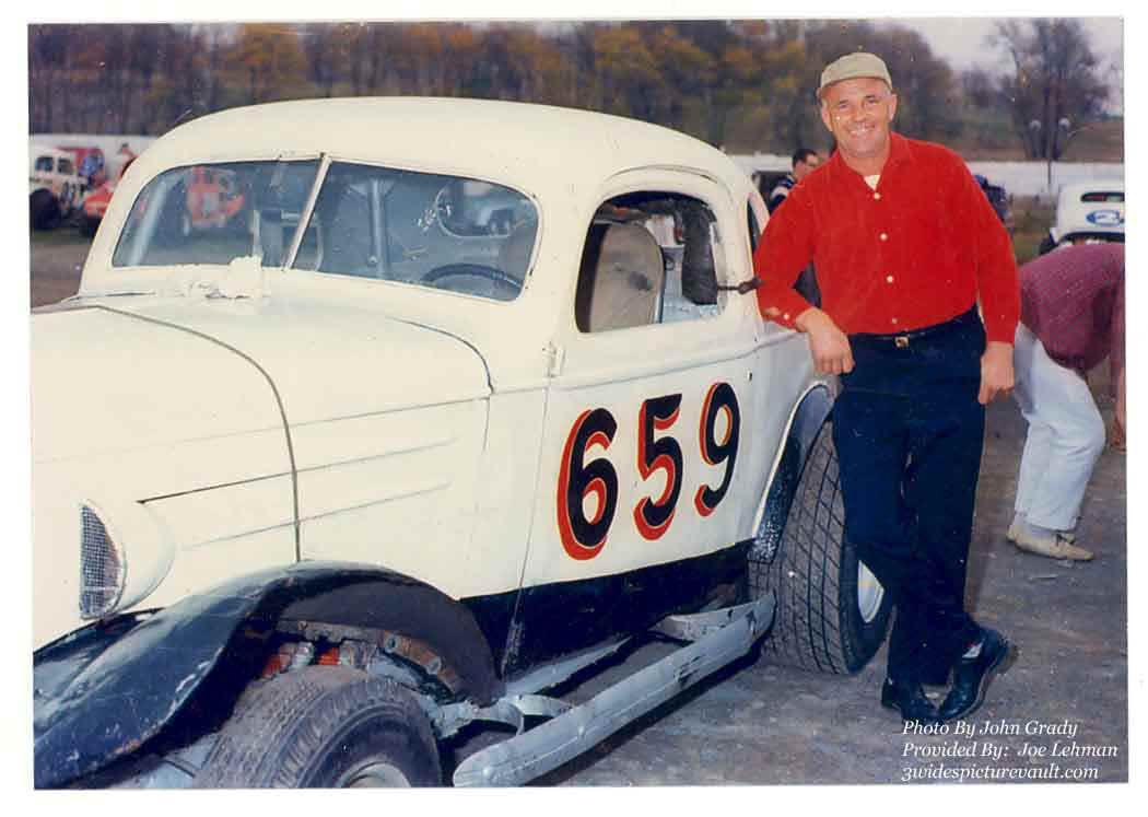 a04.27.04_659_BOH_LEB_0070_1.jpg (64286 bytes)