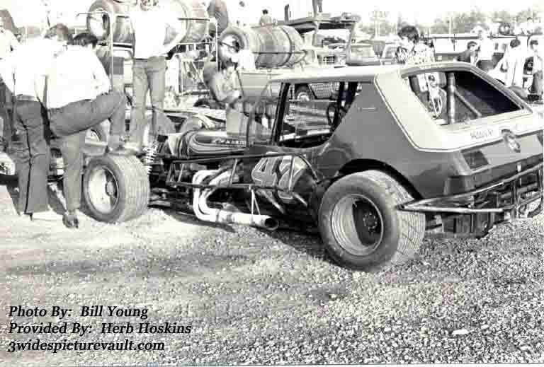 a11.29.04_047_ALF_FLM_0070_1.jpg (66973 bytes)