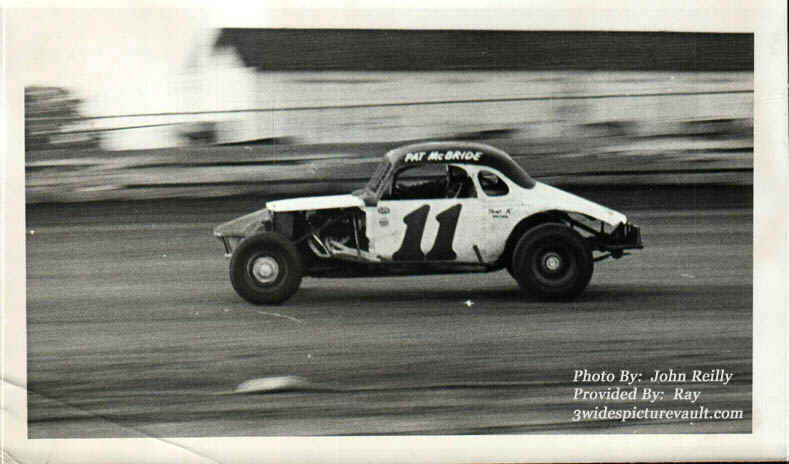 b03.11.05_011_McB_FLM_0070_1.jpg (71192 bytes)