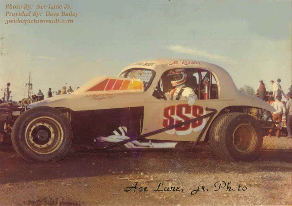 b03.27.05_SSS_KES_FLM_0070_1.jpg (62379 bytes)