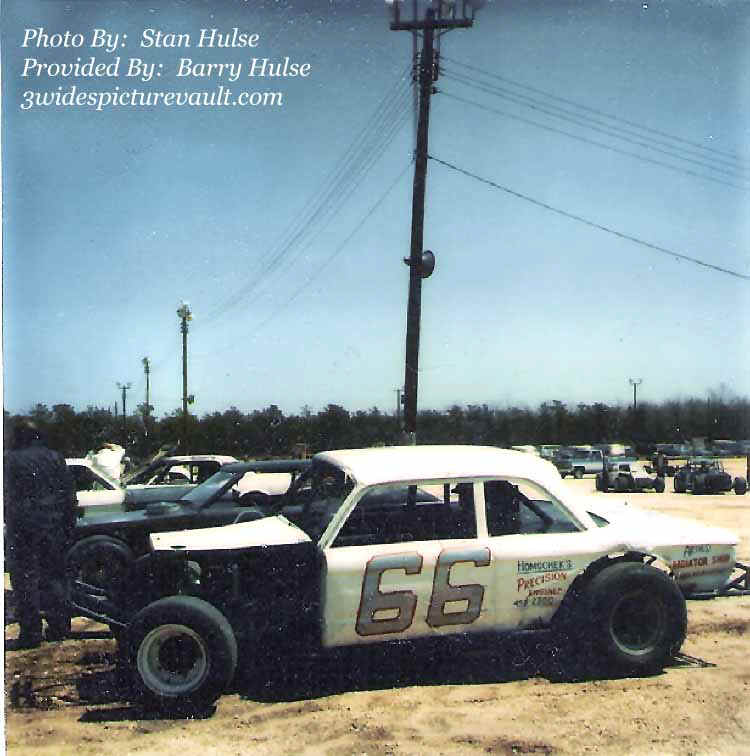 b04.10.05__66_MYS_WAL_0074_1.jpg (55556 bytes)