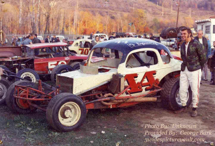 b05.29.05_044_PLO_HAR_0070_1.jpg (107329 bytes)