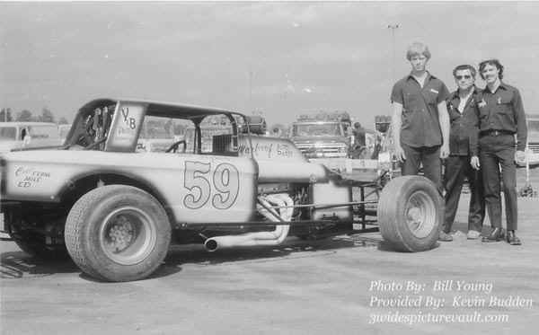 b07.06.05_059_CRE_FLM_0070_1.jpg (47364 bytes)