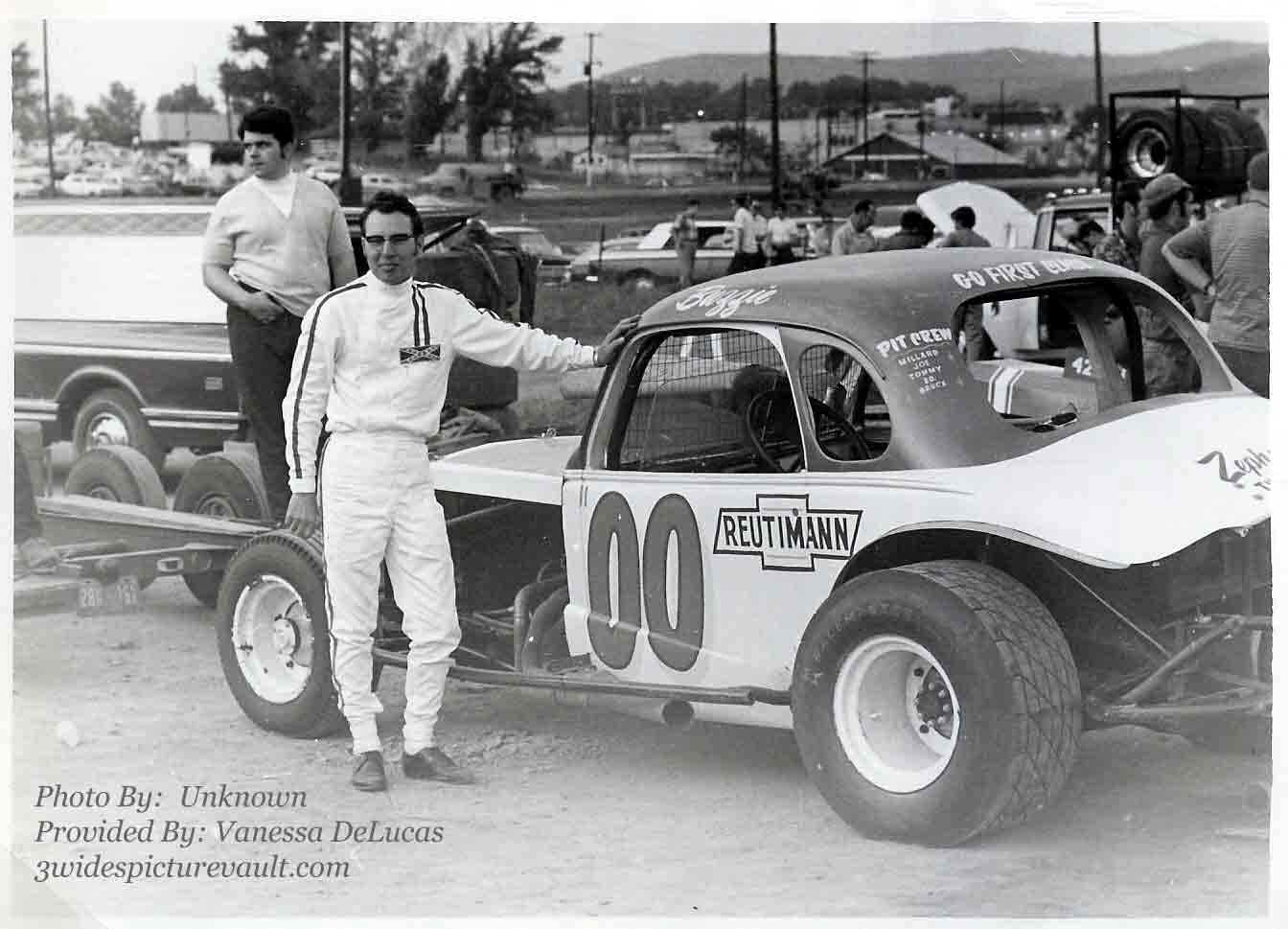 b10.04.05__00_REU_REA_0070_1.jpg (86103 bytes)