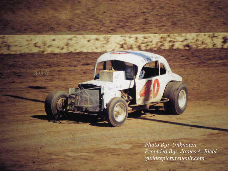 b11.05.05_040_MOO_REA_0070_1.jpg (82280 bytes)