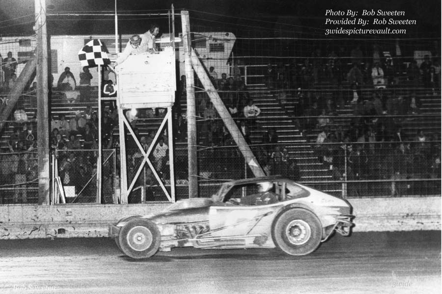 b12.31.05_017_TOB_BPT_0070_1.jpg (106348 bytes)