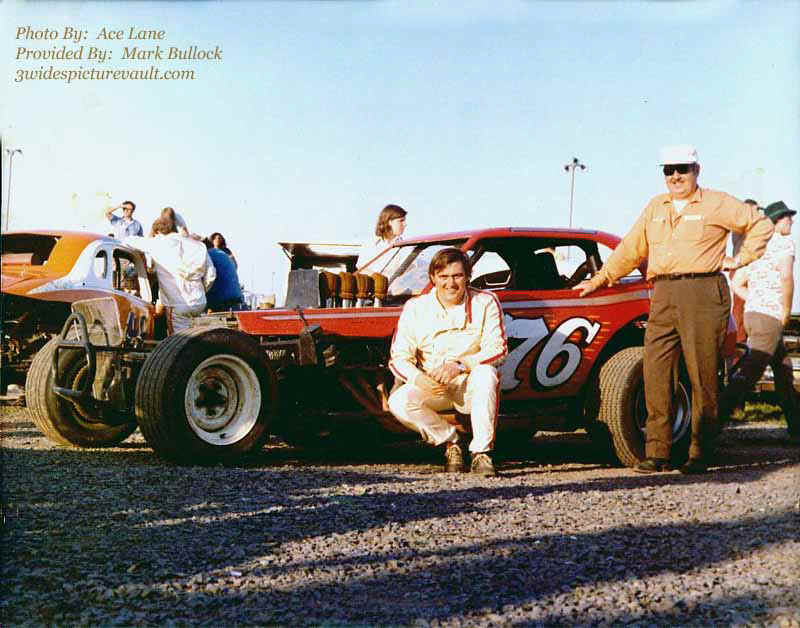 c01.16.06_076_CHA_FLM_0070_1.jpg (80803 bytes)