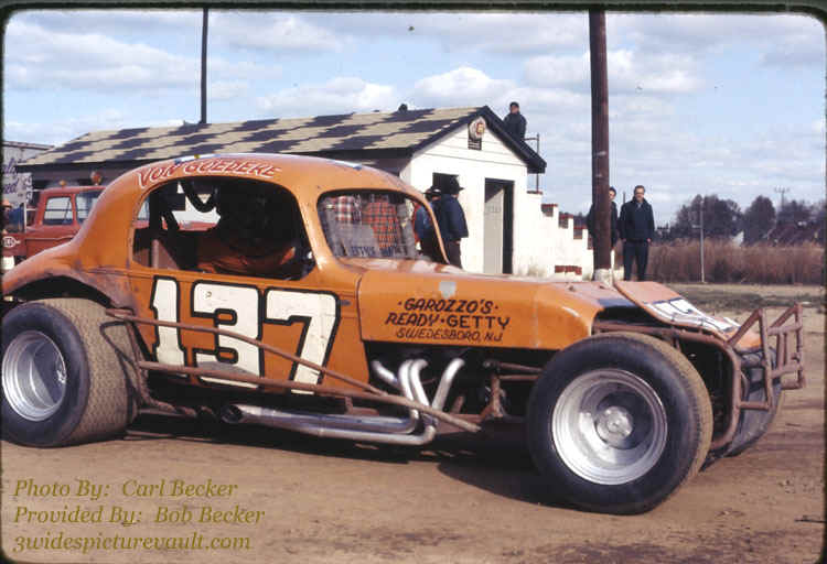 c04.02.06_137_GOD_EWS_0074_1.jpg (112618 bytes)