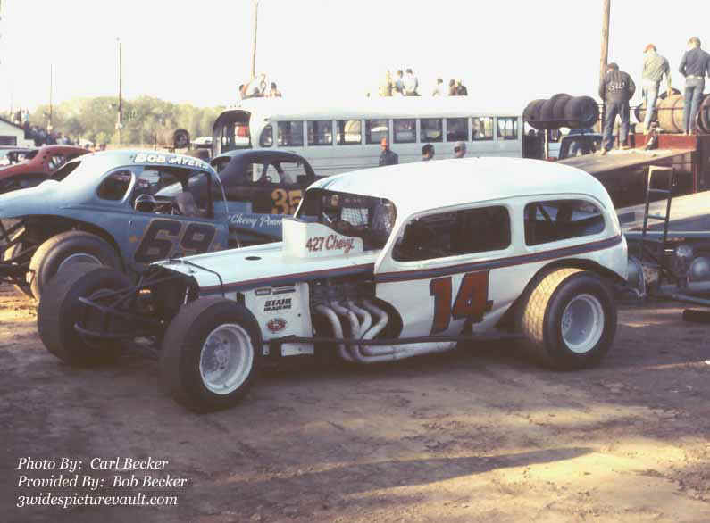 c04.24.06_014_TOR_EWS_0073_1.jpg (59475 bytes)