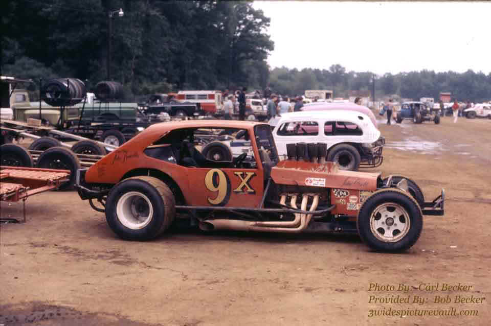 c04.24.06_09X_LEW_EWS_0073_1.jpg (56462 bytes)