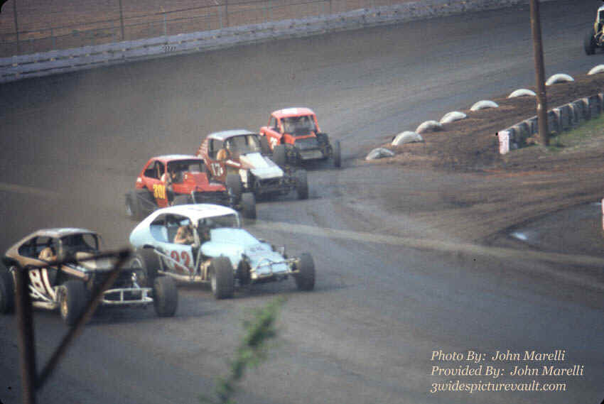 c05.04.06_081_022_FLM_0070_1.jpg (80728 bytes)