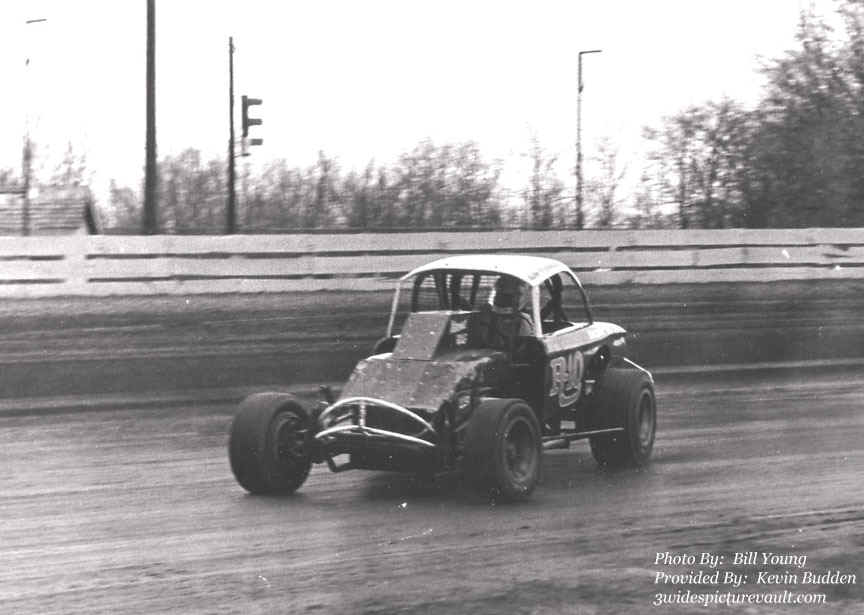 c08.31.06_R10_FIT_FLM_0070_1.jpg (100967 bytes)