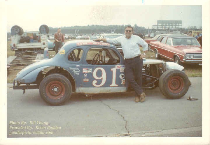 c10.03.06_091_HUT_LAN_0070_1.jpg (78222 bytes)