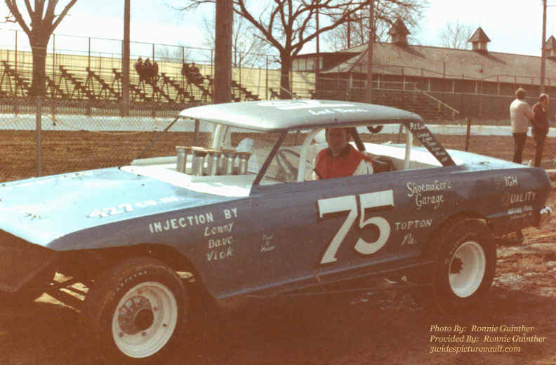 c10.20.06_75_DER_REA_0070_2.jpg (108184 bytes)