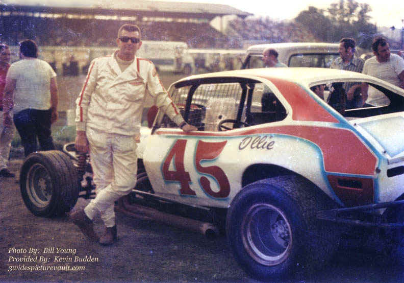 c11.01.06__45_BUT_FLM_0070_1.jpg (115872 bytes)