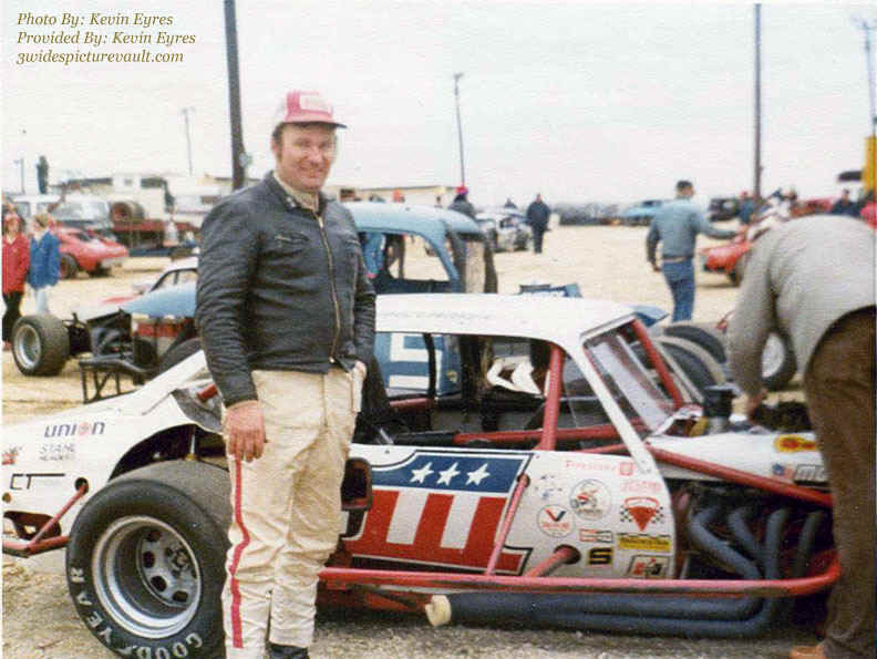 c11.10.06_001_JAR_WAL_0077_1.jpg (149130 bytes)