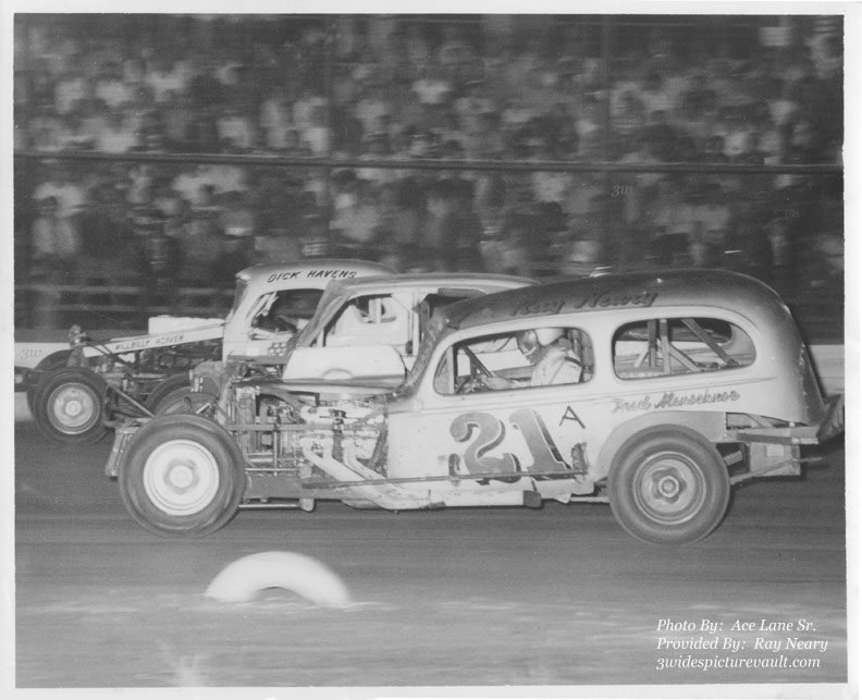 c11.19.06_021_NEA_EWS_0070_1.jpg (94936 bytes)