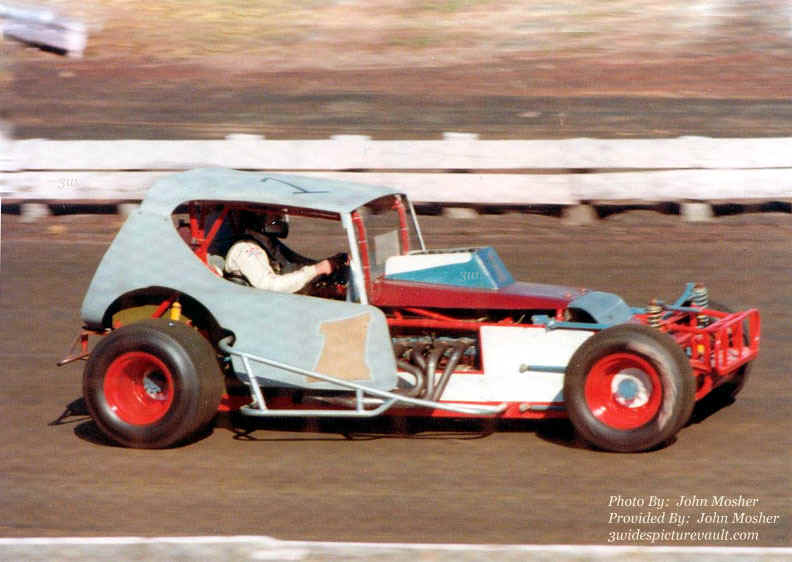 c12.01.06__001_TAY_FLM_0078_1.jpg (125737 bytes)