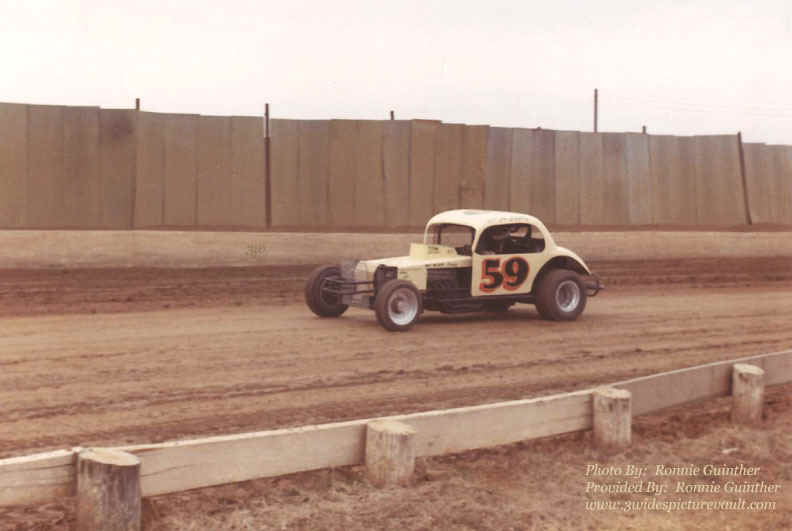 d01.01.07_059_KEP_REA_0072_1.jpg (75011 bytes)