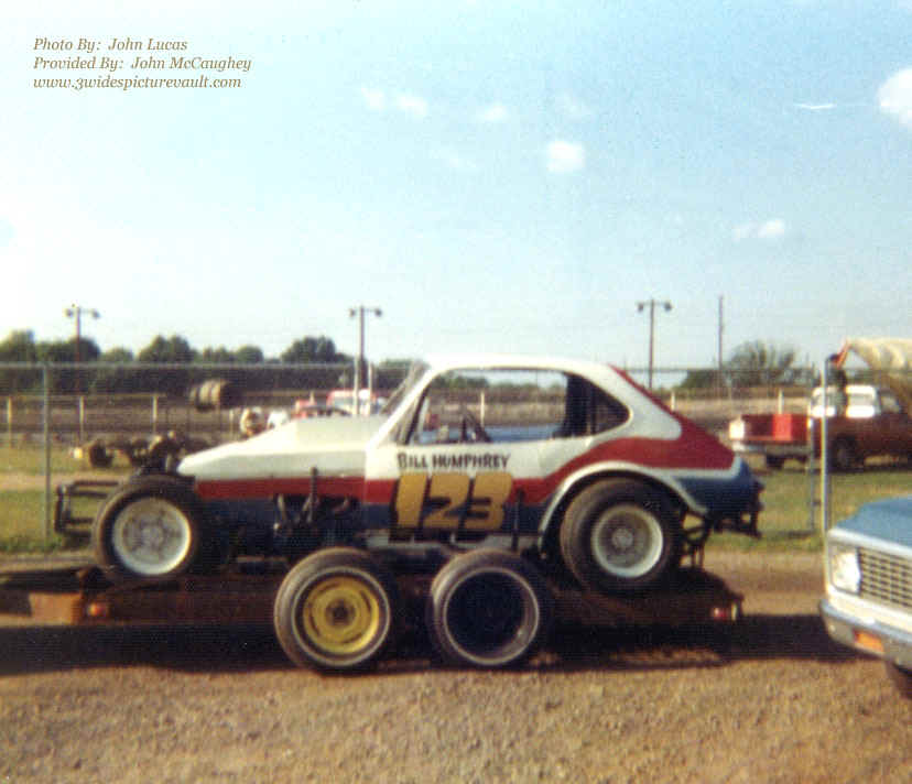 d07.29.07_123_HUM_FLM_0070_1.jpg (132399 bytes)