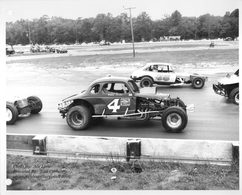 d09.03.07_004_BUT_EWS_0070_1.jpg (128793 bytes)