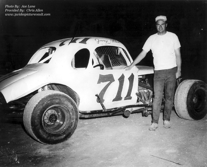 d10.21.07_711_ALL_EWS_0070_1.jpg (130663 bytes)